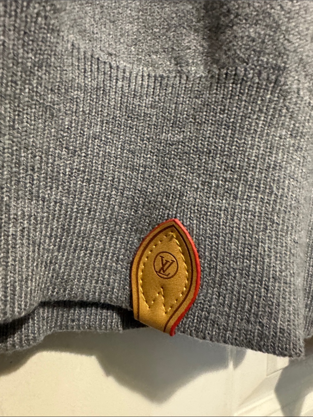 Louis Vuitton Gray Crewneck Sweater with Tan Script Logo - Picture 4 of 6